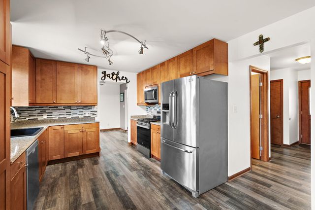 1120 Hilltop Drive, Lowell, IN 46356