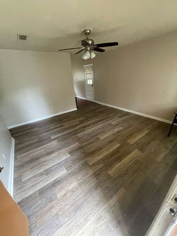 5755 Valleybrook Road, Columbus, GA 31907