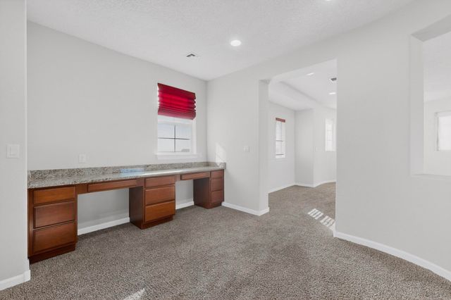 612 Sierra Verde Way NE, Rio Rancho, NM 87124