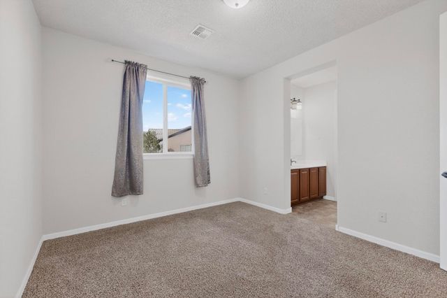 612 Sierra Verde Way NE, Rio Rancho, NM 87124