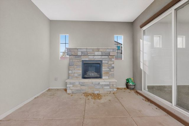 612 Sierra Verde Way NE, Rio Rancho, NM 87124