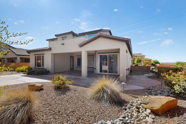 612 Sierra Verde Way NE, Rio Rancho, NM 87124