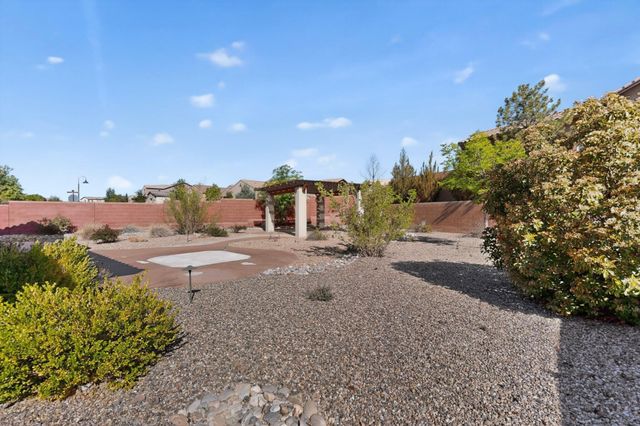 612 Sierra Verde Way NE, Rio Rancho, NM 87124