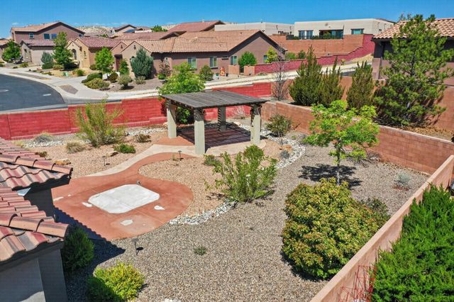 612 Sierra Verde Way NE, Rio Rancho, NM 87124