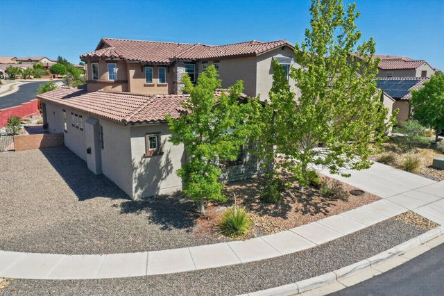 612 Sierra Verde Way NE, Rio Rancho, NM 87124