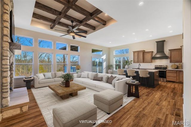 21 Saratoga Springs Drive, Silex, MO 63377