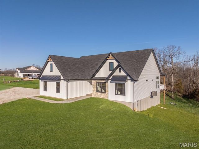 21 Saratoga Springs Drive, Silex, MO 63377