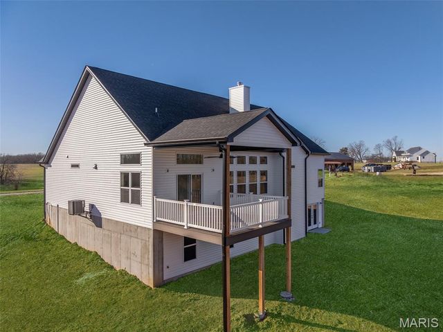 21 Saratoga Springs Drive, Silex, MO 63377