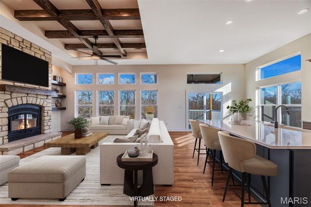 21 Saratoga Springs Drive, Silex, MO 63377