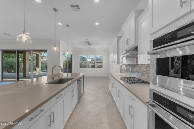 3926 E CASSIA Lane, Gilbert, AZ 85298