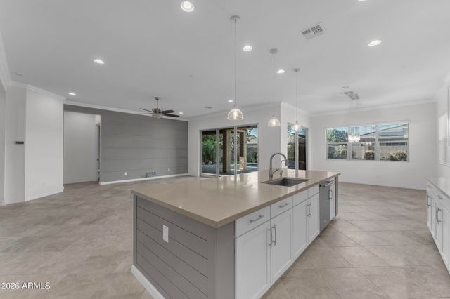 3926 E CASSIA Lane, Gilbert, AZ 85298