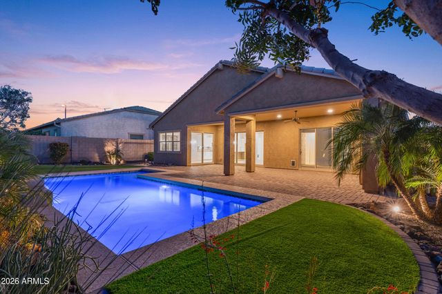 3926 E CASSIA Lane, Gilbert, AZ 85298