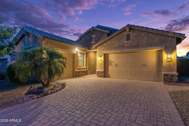 3926 E CASSIA Lane, Gilbert, AZ 85298