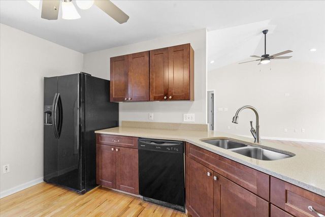 636 Boxwoodgreen DR, Wirtz, VA 24184