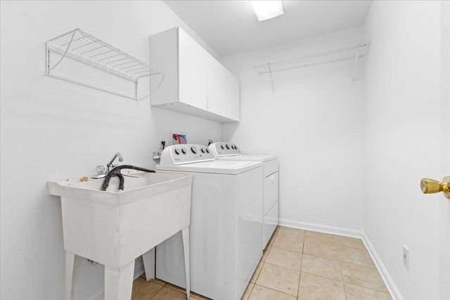 636 Boxwoodgreen DR, Wirtz, VA 24184