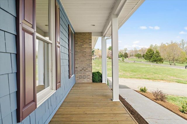 636 Boxwoodgreen DR, Wirtz, VA 24184