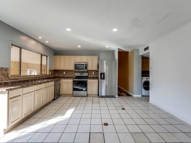 1709 Canadian Trail, Plano, TX 75023