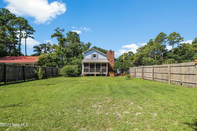 712 Longleaf Drive, Southport, NC 28461