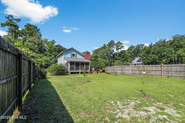 712 Longleaf Drive, Southport, NC 28461
