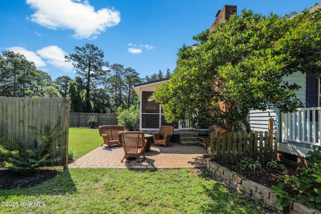 712 Longleaf Drive, Southport, NC 28461