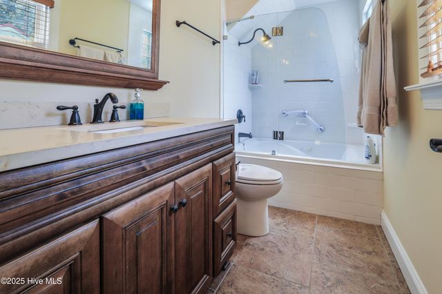 712 Longleaf Drive, Southport, NC 28461