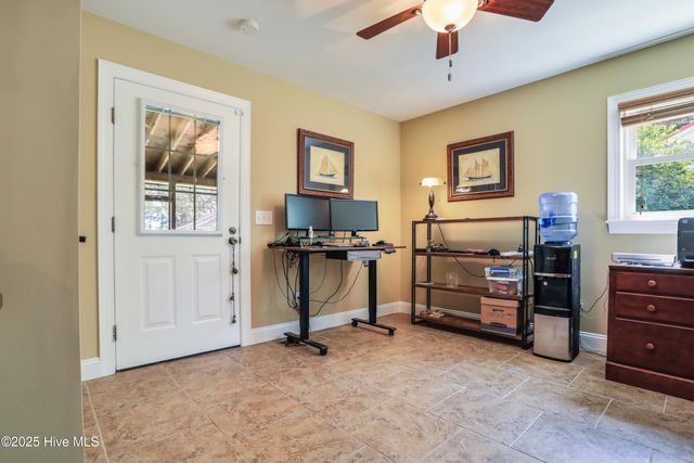 712 Longleaf Drive, Southport, NC 28461