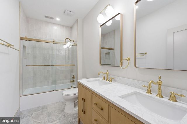 3220 CLAYBORNE AVE, Alexandria, VA 22306