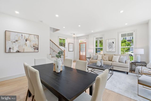 3220 CLAYBORNE AVE, Alexandria, VA 22306