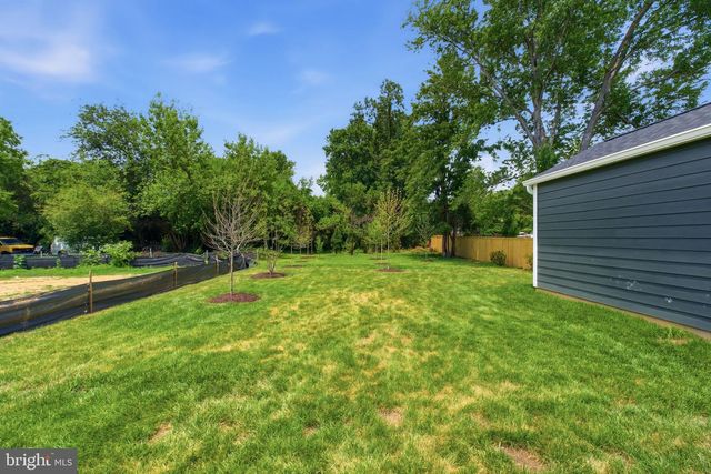 3220 CLAYBORNE AVE, Alexandria, VA 22306