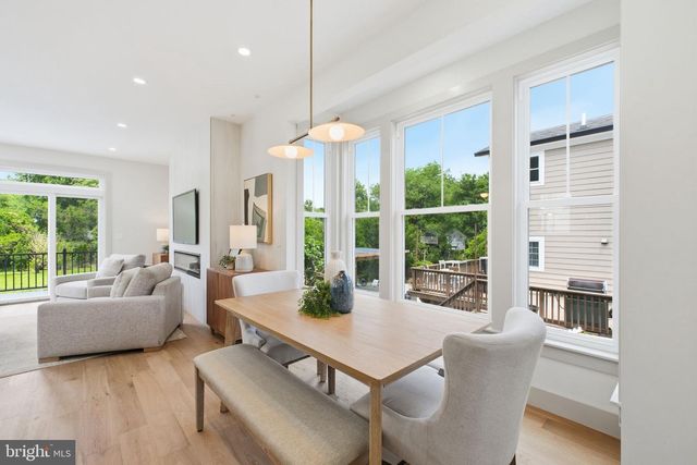 3220 CLAYBORNE AVE, Alexandria, VA 22306