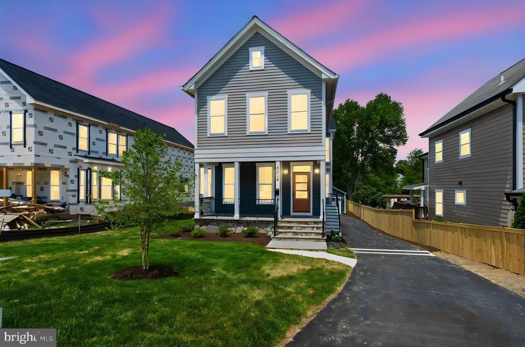 3220 CLAYBORNE AVE, Alexandria, VA 22306