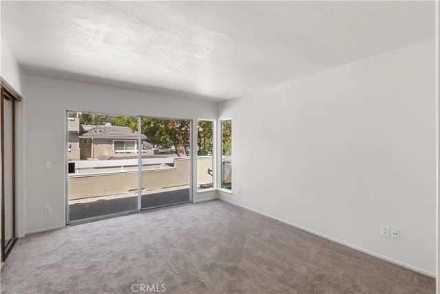 26127 Mcbean Parkway 35, Valencia, CA 91355