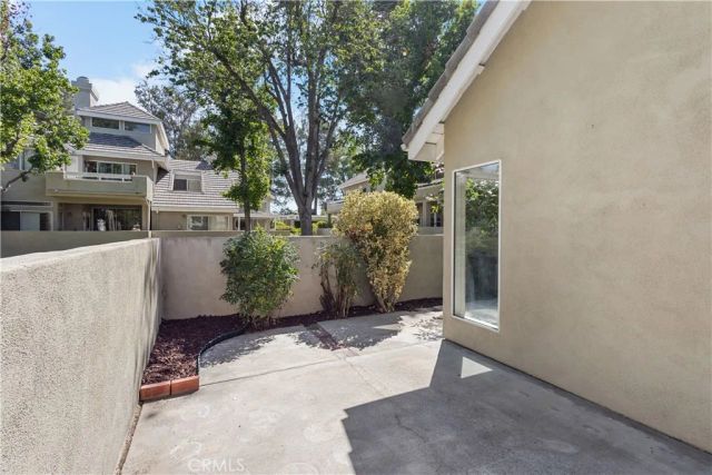 26127 Mcbean Parkway 35, Valencia, CA 91355
