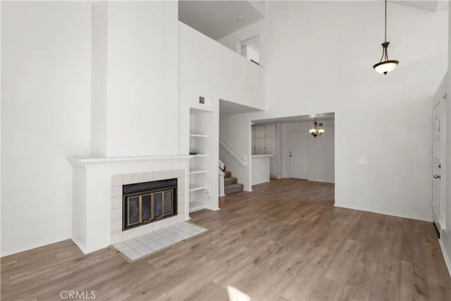 26127 Mcbean Parkway 35, Valencia, CA 91355