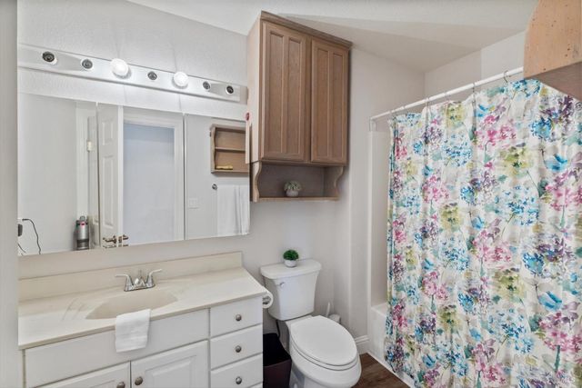 7672 Country Ln, Vacaville, CA 95688