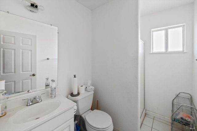 7672 Country Ln, Vacaville, CA 95688