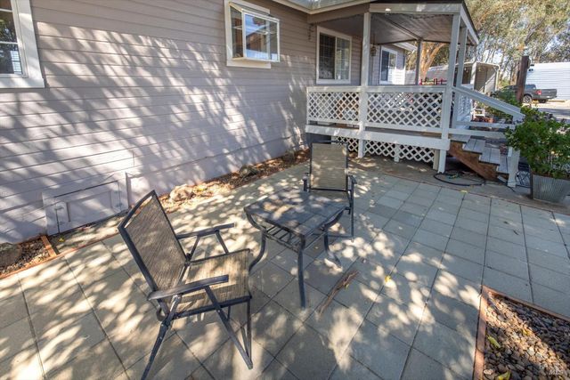 7672 Country Ln, Vacaville, CA 95688