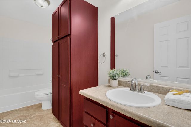 168 W Sprint Street, Vail, AZ 85641