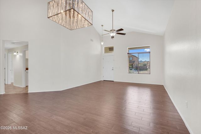 168 W Sprint Street, Vail, AZ 85641