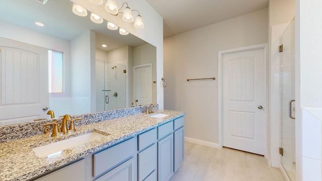 808 Gauge RD, Thorndale, TX 76577