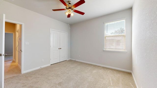 808 Gauge RD, Thorndale, TX 76577