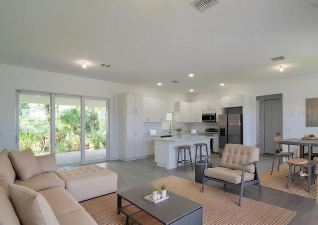 10654 WASHINGTON ROAD, Port Charlotte, FL 33981