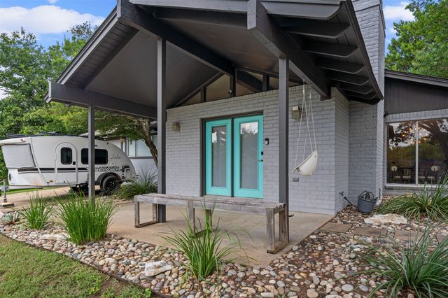 2724 Wooded Acres Drive, Waco, TX 76710