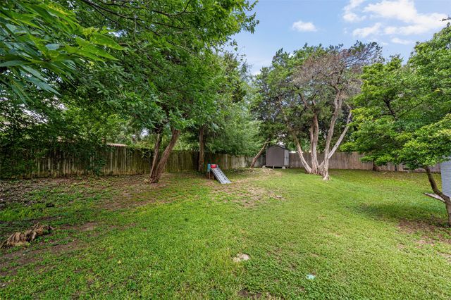 2724 Wooded Acres Drive, Waco, TX 76710