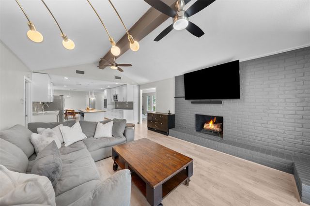 2724 Wooded Acres Drive, Waco, TX 76710