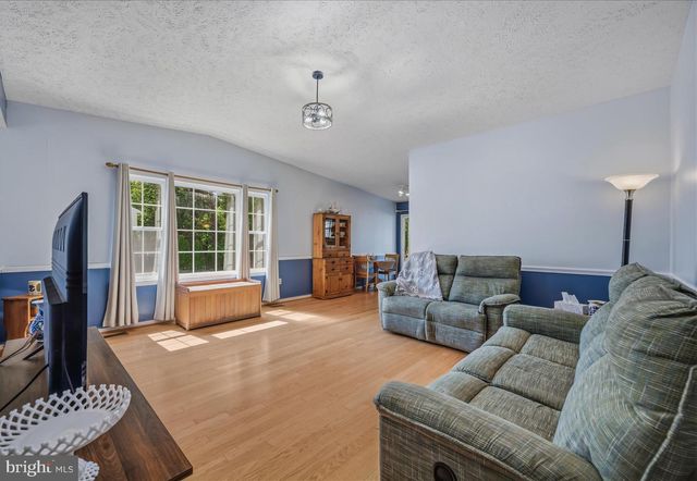 8353 GARTELMAN FARM DR, Millersville, MD 21108