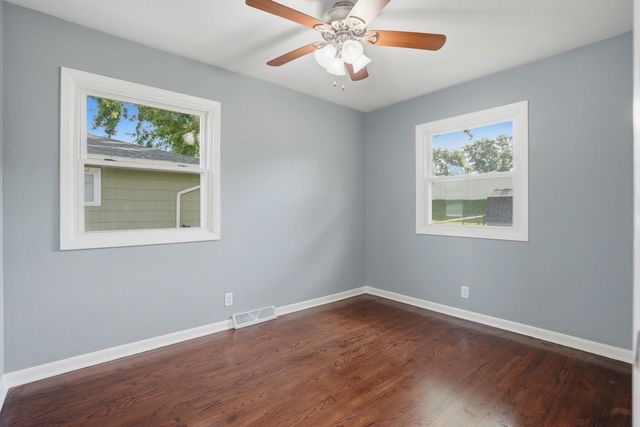 3489 SUNNY HILL Drive, Bettendorf, IA 52722