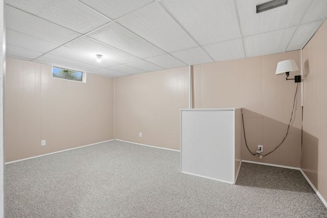 3489 SUNNY HILL Drive, Bettendorf, IA 52722
