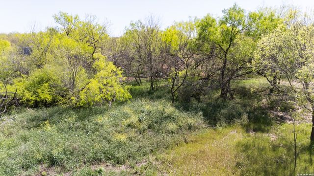 7468 Real, China Grove, TX 78263