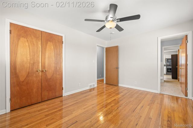 18230 Snow Avenue, Dearborn, MI 48124